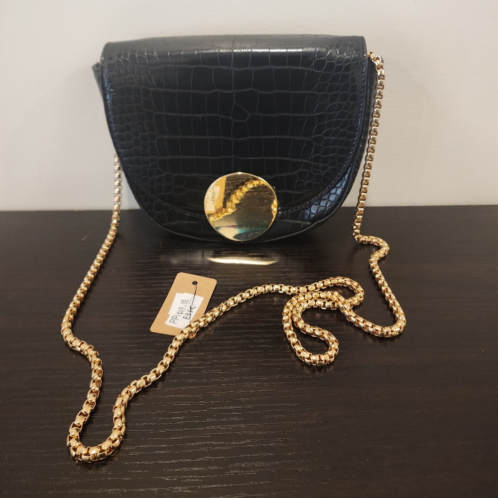 Crossbody bag